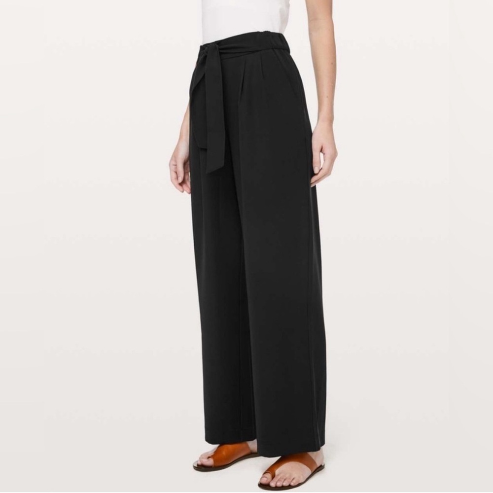 EuC LuLuLem0n LiGhtWeiGht NoiR wiDe leG tiE PaNts siZe 2 - Picture 3 of 14